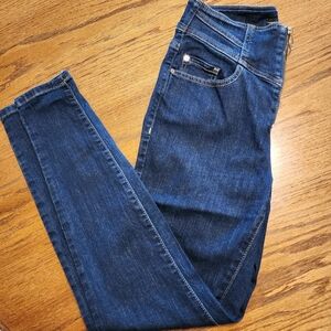 Guess womens size 29